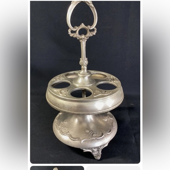 Bohemian Castor Silver Plated Holder - Picture 2 of 12